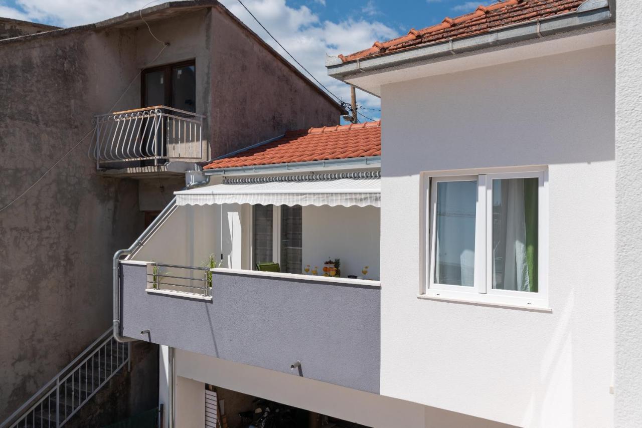 Apartment Roko Trogir Eksteriør bilde