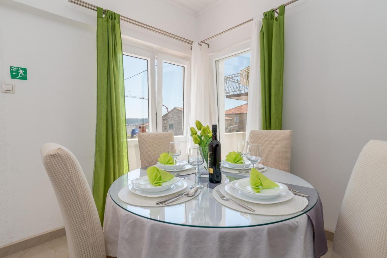 Apartment Roko Trogir Eksteriør bilde