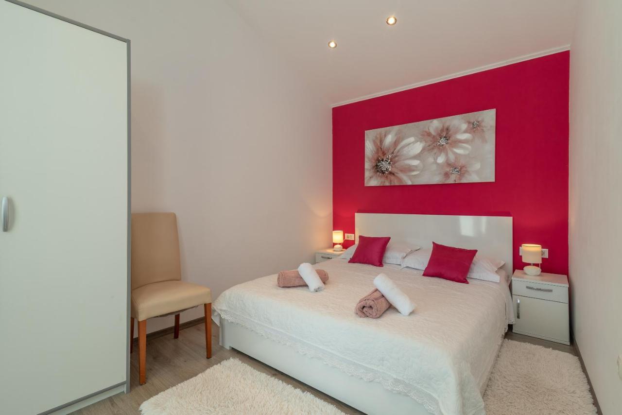 Apartment Roko Trogir Eksteriør bilde
