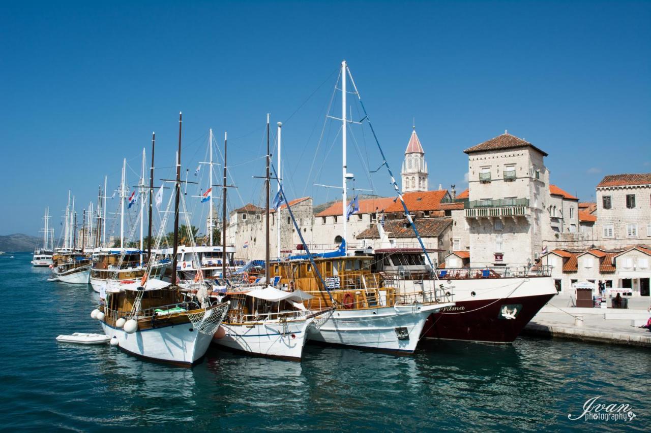 Apartment Roko Trogir Eksteriør bilde