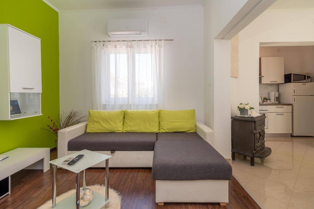 Apartment Roko Trogir Eksteriør bilde