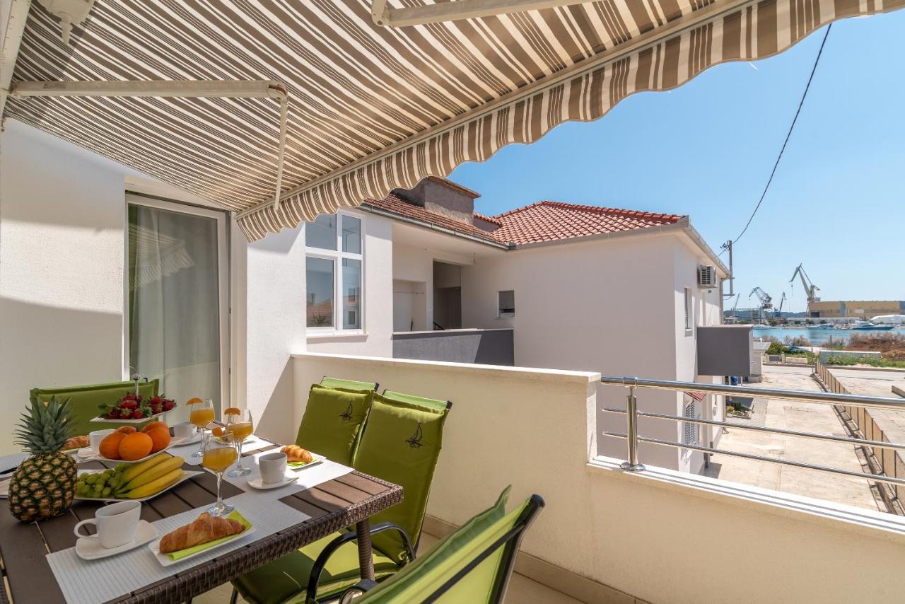 Apartment Roko Trogir Eksteriør bilde